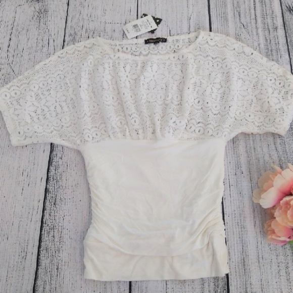 HeartSoul Tops - ✨NWT✨ HeartSoul off white top with lace detail